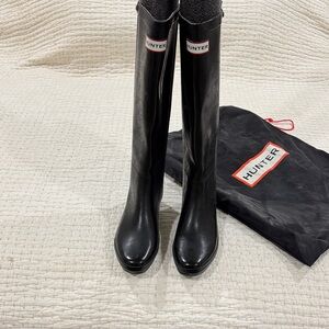 Hunter Women's Classic Black Rain Boots